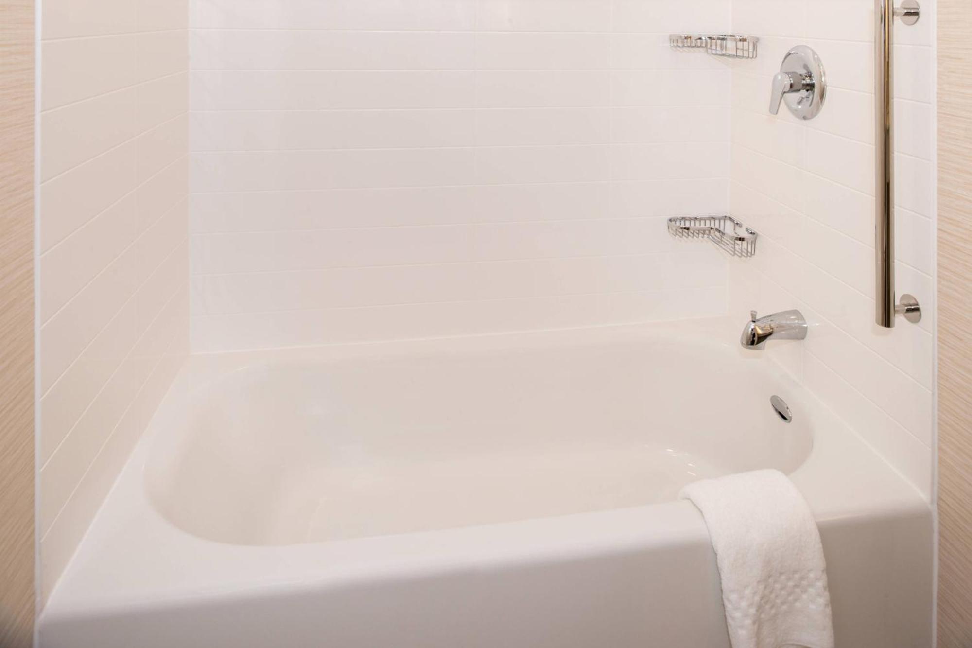 Fairfield Inn & Suites By Marriott Akron Stow מראה חיצוני תמונה