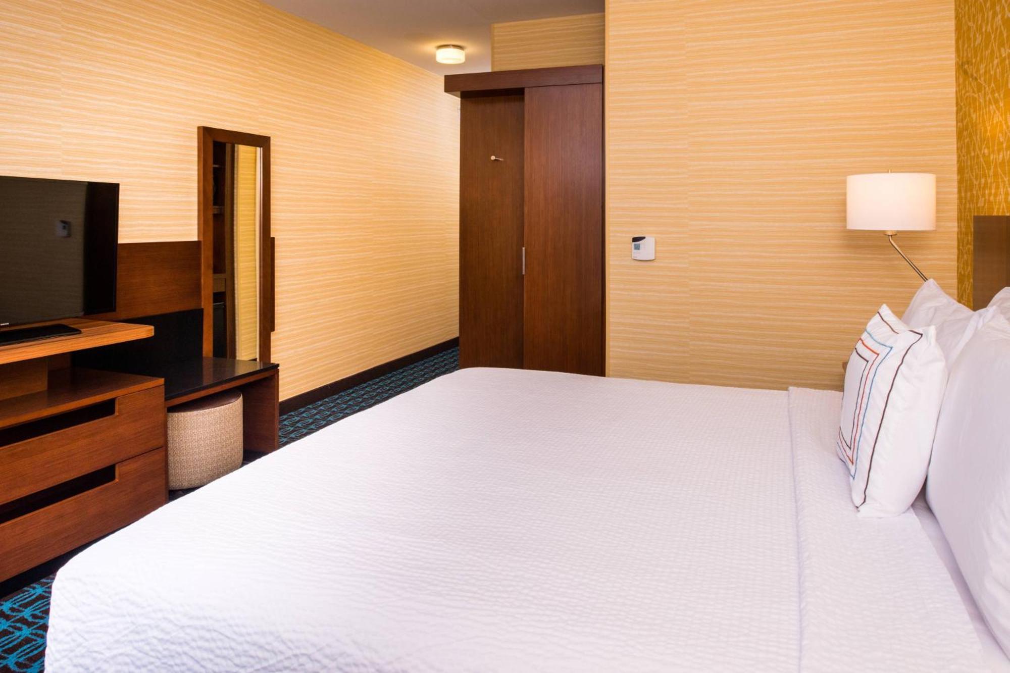 Fairfield Inn & Suites By Marriott Akron Stow מראה חיצוני תמונה