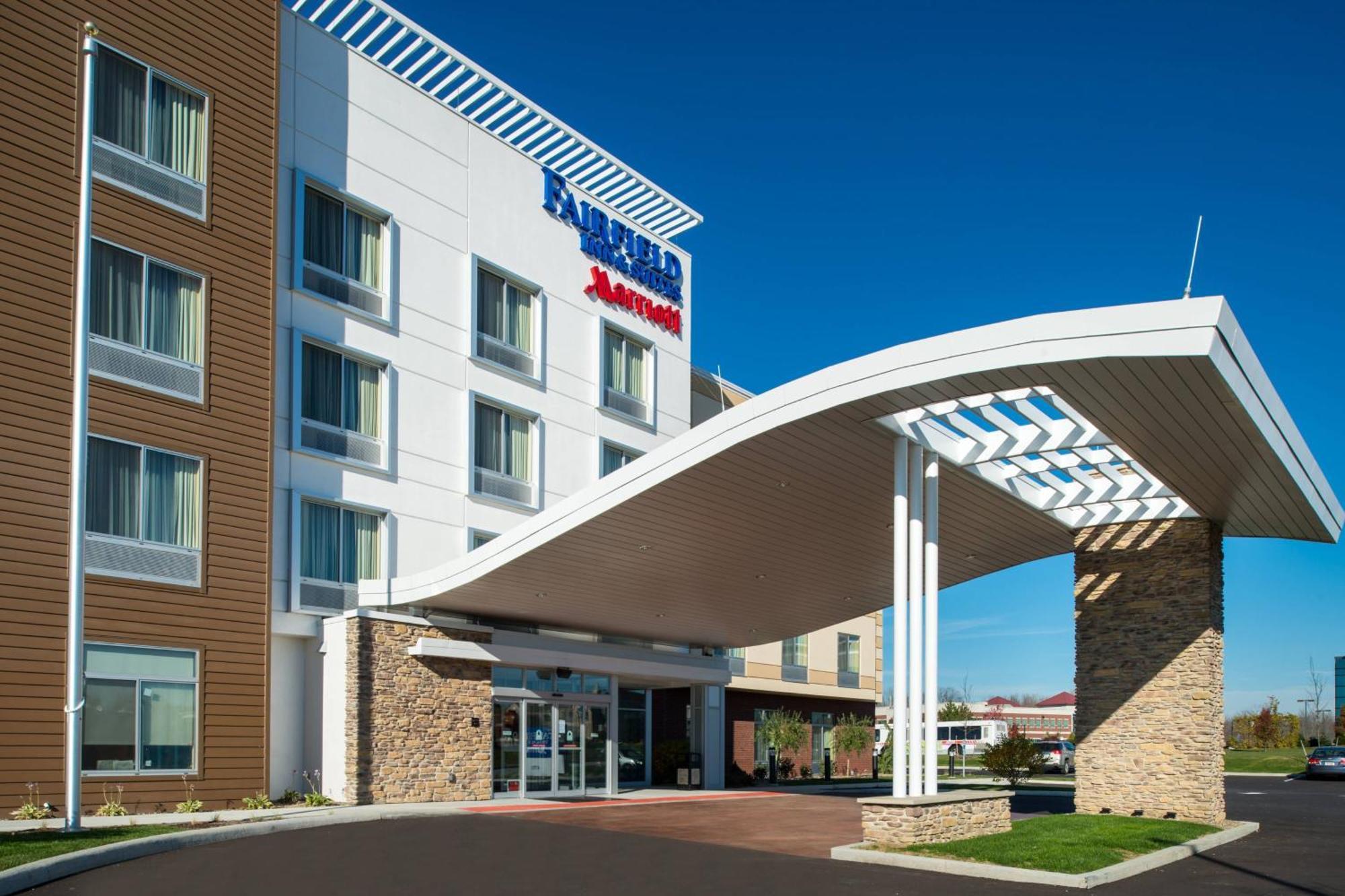 Fairfield Inn & Suites By Marriott Akron Stow מראה חיצוני תמונה